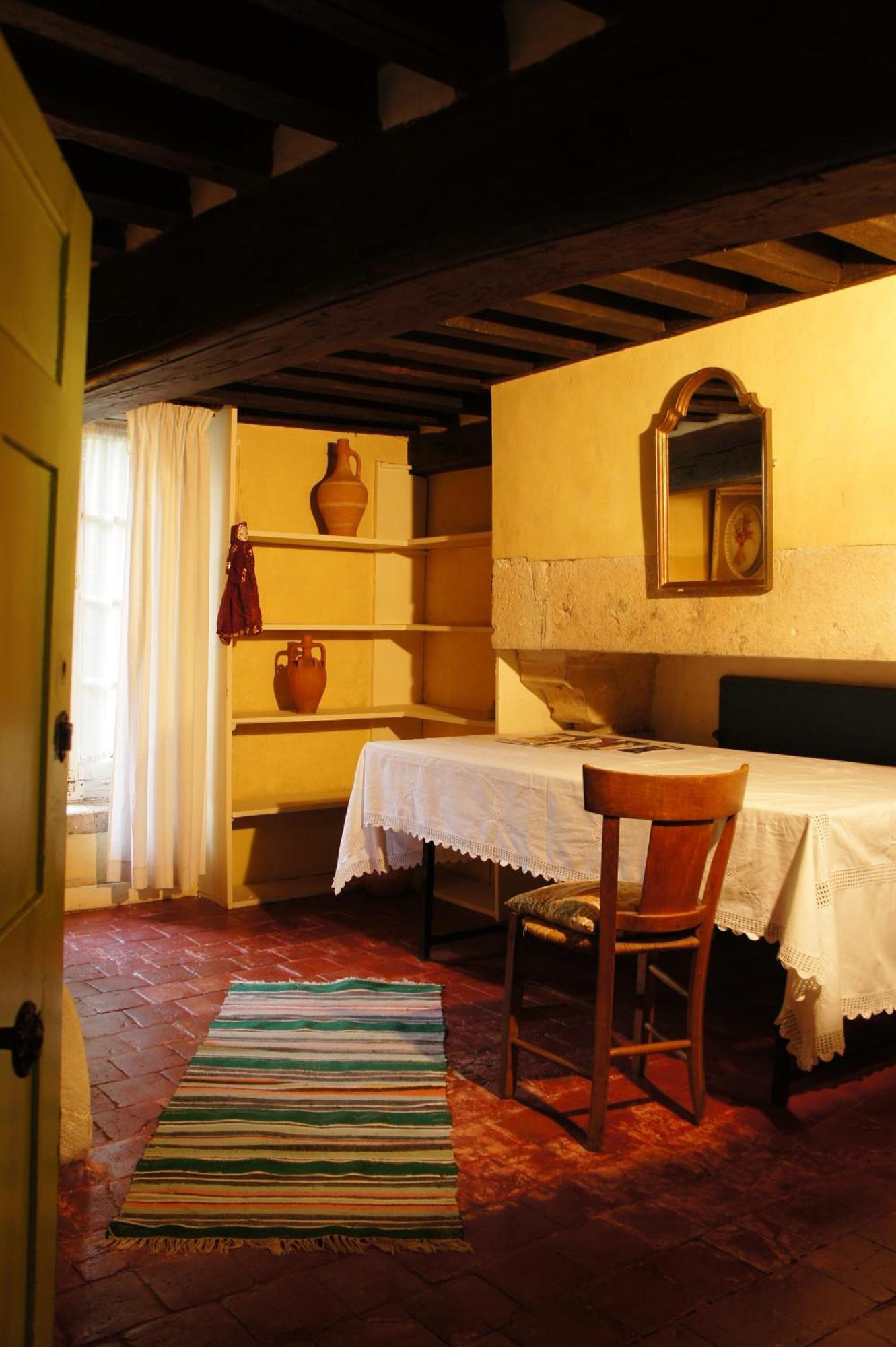 Hotel Particulier Maleteste Діжон Номер фото